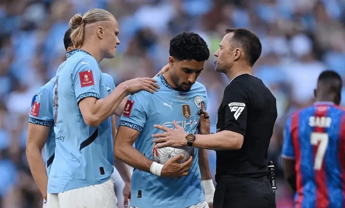 赛地聚焦:意甲赛后热度飙升,西汉姆豪取连胜,话题不断,训练强度明显提升的简单介绍 赛地聚焦:意甲赛后热度飙升,西汉姆豪取连胜,话题不断,训练强度明显提升的简单介绍