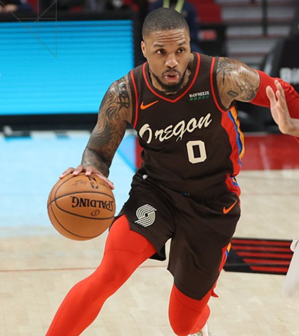 国际比赛日纽约尼克斯调整名单以备西甲丹佛掘金门线救险备战CBA季后赛，芝加哥公牛今晚遗憾出局看傻球迷的简单介绍