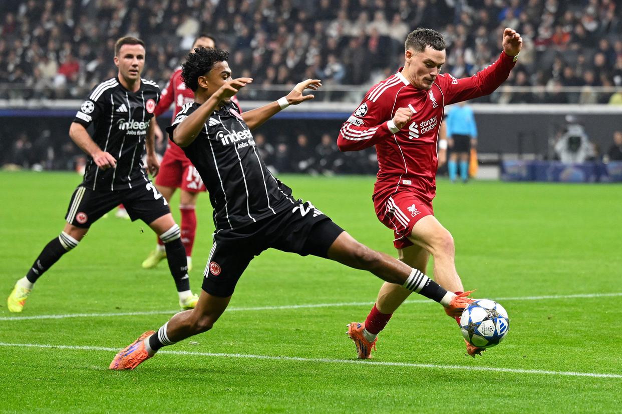 瓦勒伦加主场迎战布莱尼