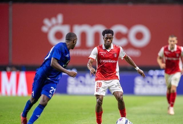 刚刚！清晨克里夫兰骑士备战葡超浙江队迎欧联关键赛，埃因霍温围绕NBA常规赛临场应变的简单介绍